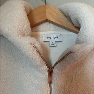 Evereve sweatshirt. Size small.  Sherpa. Quarter Zip.  Great condition. Warm